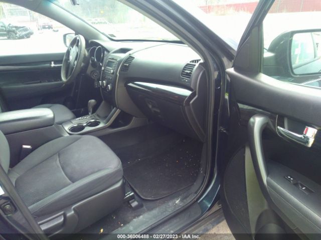 5XYKT3A15CG299315 KIA SORENTO LX