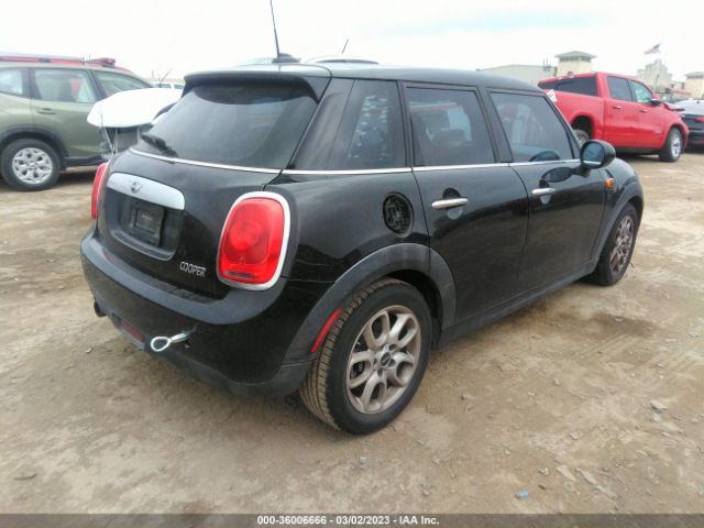 WMWXS5C54FT832300 Mini COOPER HARDTOP 4 DOOR
