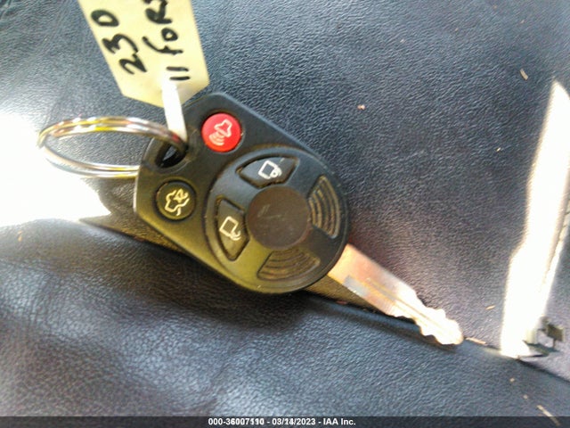2011 FORD ESCAPE LIMITED VIN: 1FMCU9EGXBKB26736