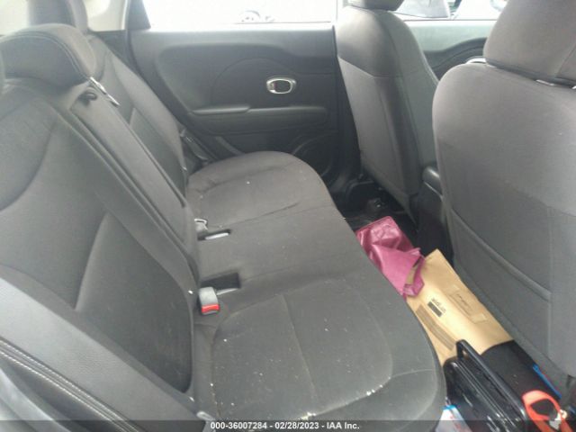 KNDJN2A2XE7747475 KIA Soul Base