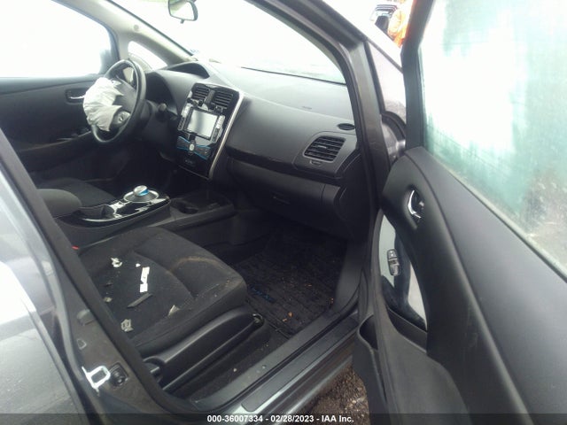 2017 NISSAN LEAF SV VIN: 1N4BZ0CPXHC301964