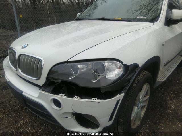 2012 BMW X5 35D VIN: 5UXZW0C57CL672359