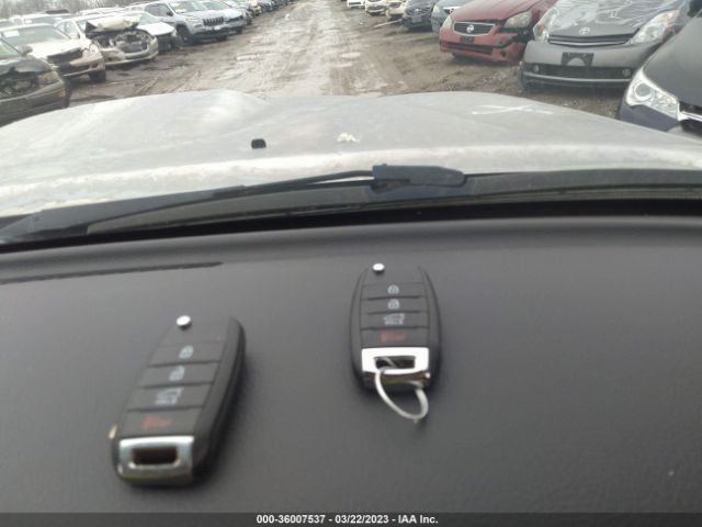 5XYPGDA58KG524229 KIA Sorento Lx V6