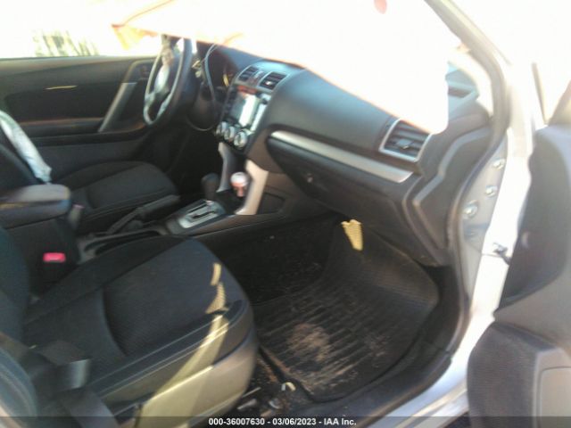 JF2SJADC7GH525943 Subaru Forester 2.5i Premium
