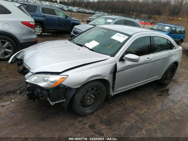 Chrysler 200 LX 2012 1C3CCBAB4CN292408 Image 2