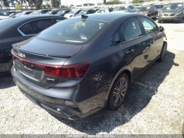 3KPF54AD4NE441486 KIA Forte Gt-line