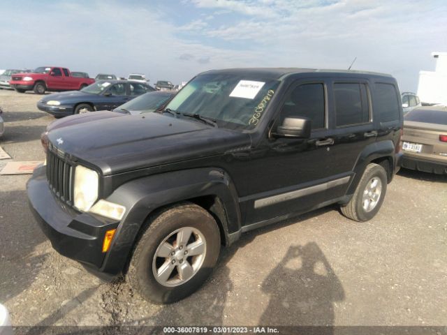 1J4PP2GK5BW551368 Jeep Liberty Sport