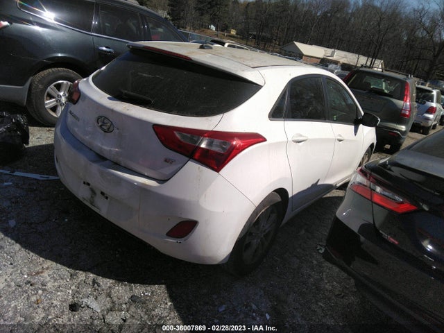 2014 HYUNDAI ELANTRA GT VIN: KMHD35LH5EU157901