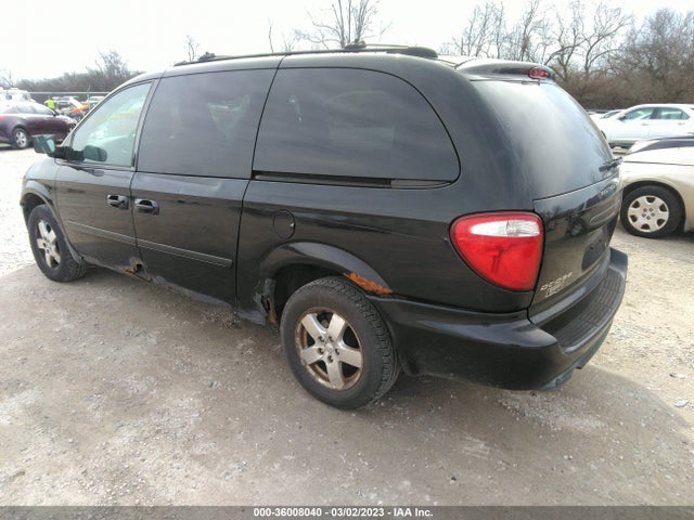 2005 DODGE GRAND CARAVAN SXT VIN: 2D8GP44L15R388795