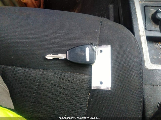 Dodge Nitro Heat 2011 1D4PU4GK9BW605770 Image 3