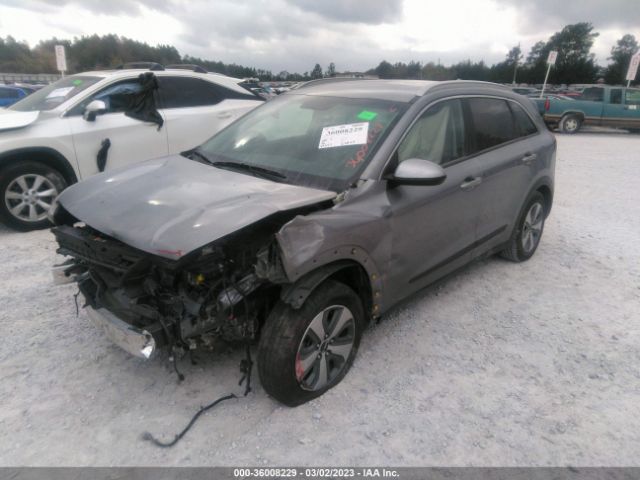 KNDCB3LC3N5535090 KIA NIRO LX