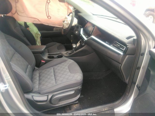KNDCB3LC3N5535090 KIA NIRO LX