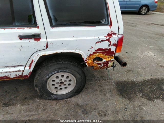 1J4FJ68S6WL257116 Jeep Cherokee Sport/classic