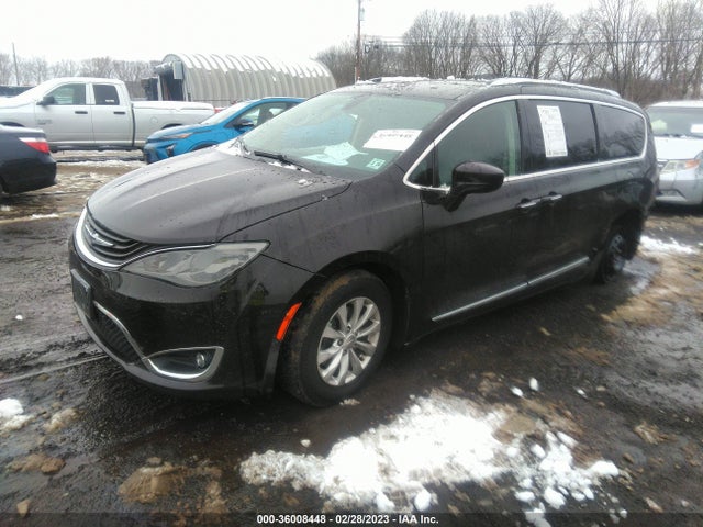 2C4RC1BG8KR681161 Chrysler Pacifica Touring L