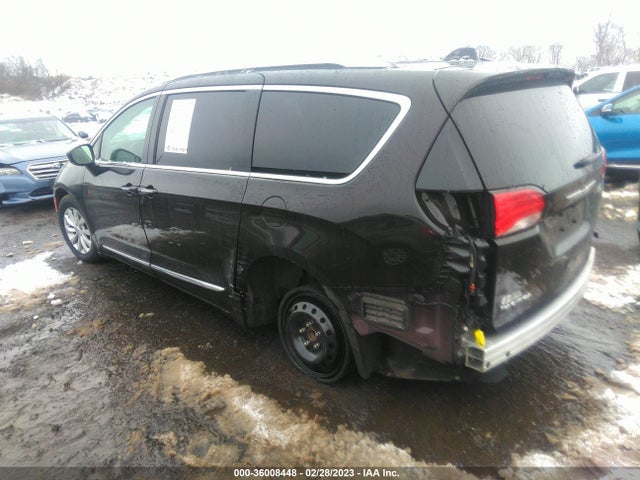 2C4RC1BG8KR681161 Chrysler Pacifica Touring L