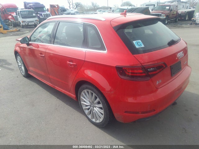 WAUTPBFF9GA083509 Audi A3 E-tron Premium Plus
