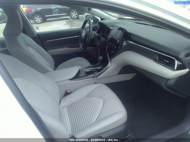 2022 Toyota Camry, VIN: 4T1G11AK8NU073095