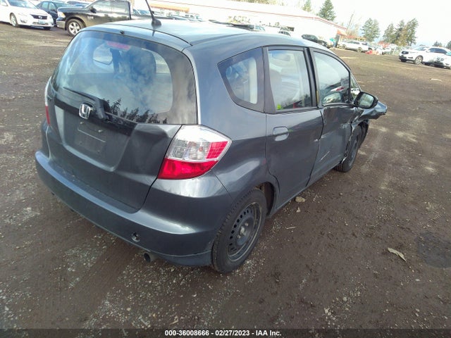 2013 HONDA FIT VIN: JHMGE8H30DC078553