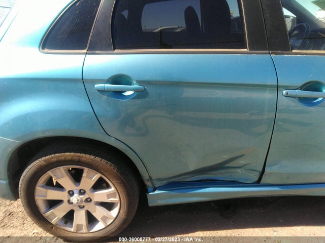 JA4AR4AU5BZ008719 Mitsubishi Outlander Sport Se