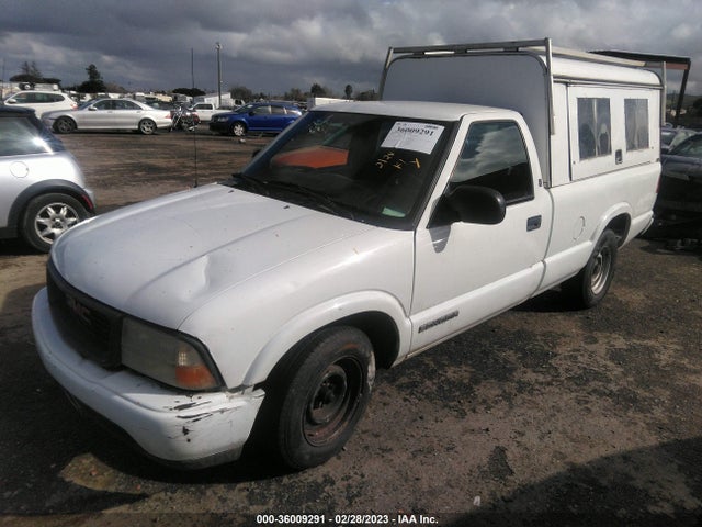 1999 GMC SONOMA VIN: 1GTCS14X8XK520613