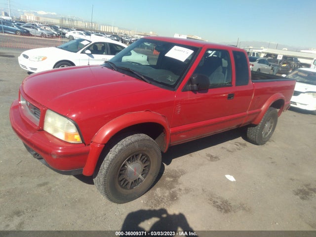 GMC Sonoma Sls 1998 1GTCT19W7W8533118 Image 2