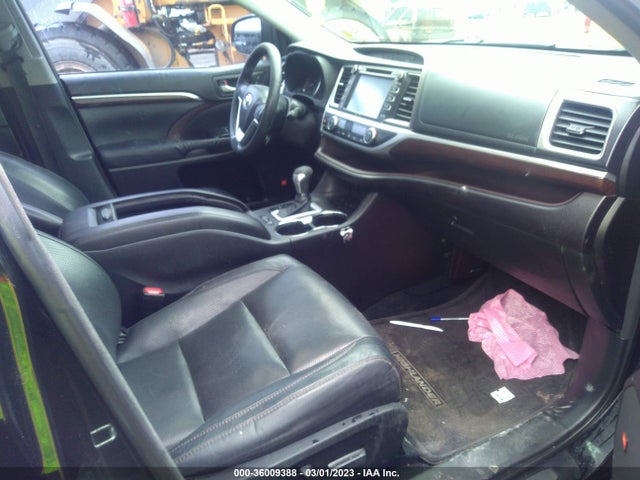 2015 Toyota Highlander, VIN: 5TDDCRFH3FS010876