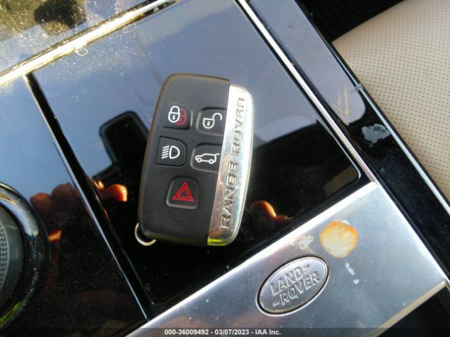 SALYL2RV5JA716496 Land Rover Range Rover Velar R-dynamic Se