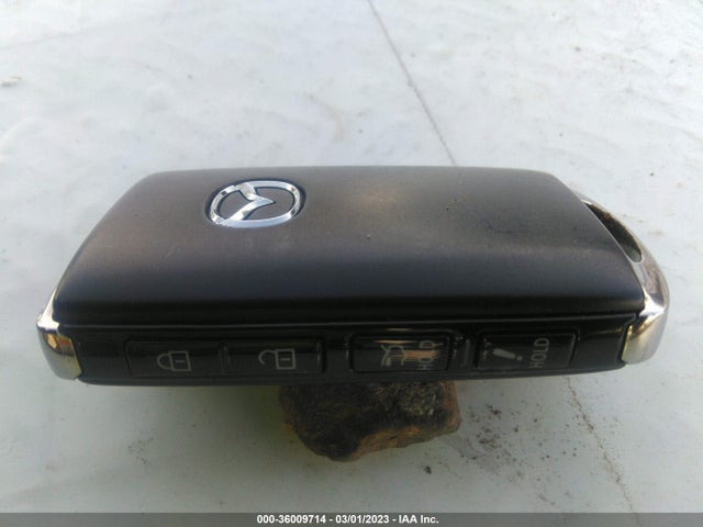 2020 Mazda 3, VIN: 3MZBPBEM8LM117822