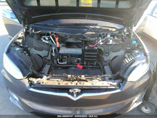 Tesla Model X 70d/90d/75d/60d/p100d 2016 5YJXCBE25GF002754 Image 12