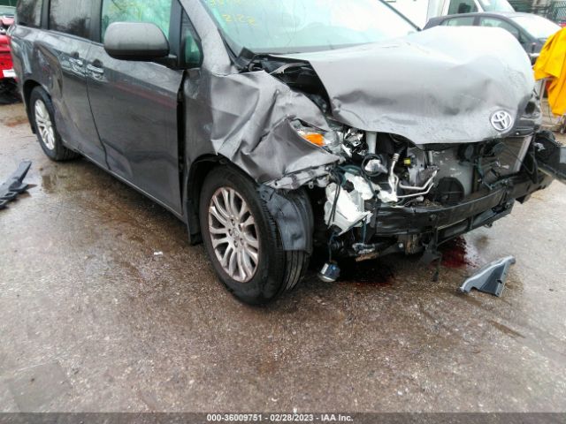 5TDYZ3DC3HS769700 Toyota Sienna Xle 8 Passenger