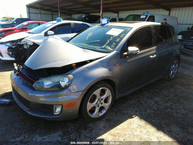 Volkswagen GTI 2010 WVWHD7AJ4AW313526 Image 2