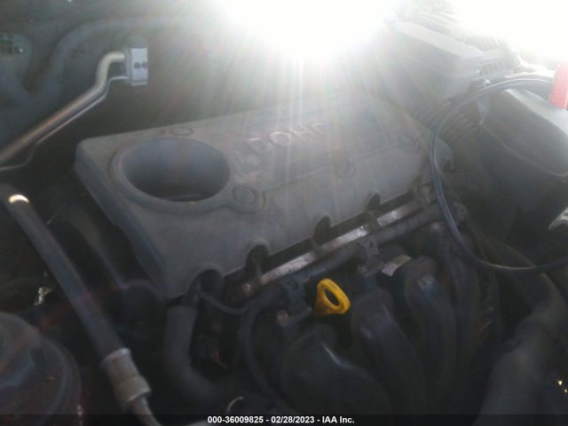 2012 HYUNDAI SANTA FE GLS VIN: 5XYZG3ABXCG109195