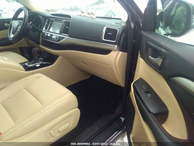 Toyota Highlander 2017 5TDJZRFH9HS483556 Image 6