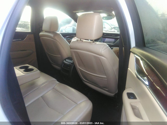 1GYKNDRS1HZ262939 Cadillac Xt5 Luxury Awd