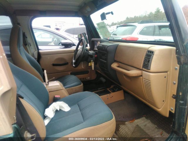 1J4FA59S1YP785179 Jeep Wrangler Sahara
