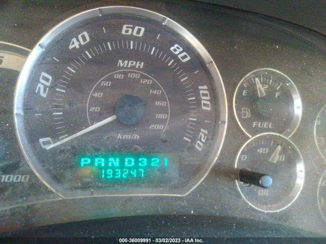 Cadillac Escalade 2002 1GYEK63N22R171996 Image 8