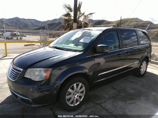 Chrysler Town & Country 2013 2C4RC1BG1DR821442 Image 2