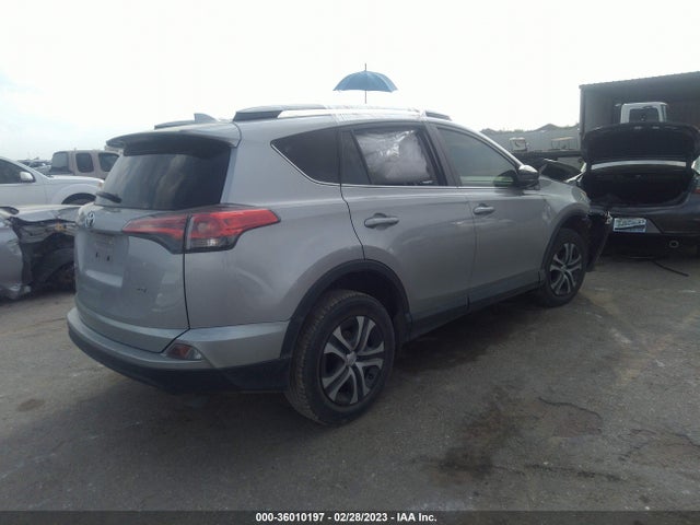 Toyota RAV4 LE 2018 2T3ZFREV5JW415603 Image 5