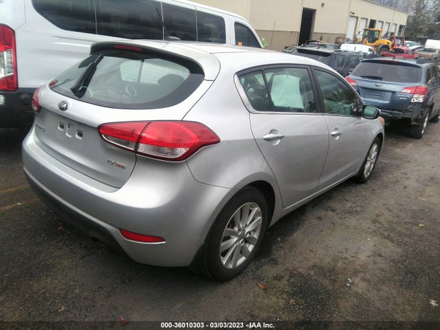 KIA Forte 5-door Ex 2015 KNAFX5A83F5303547 Image 4