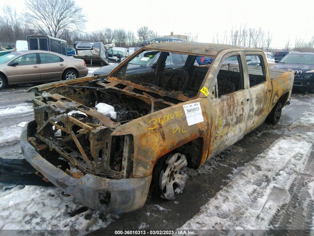 Chevrolet Silverado 1500 Lt 2018 3GCUKREC0JG643917 Image 2