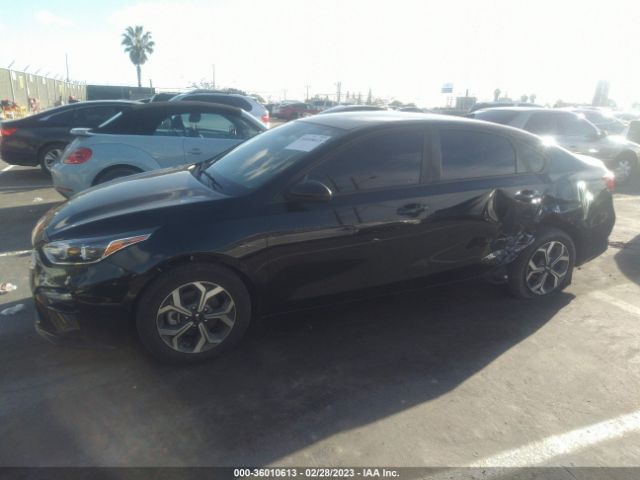 3KPF24AD2KE065942 KIA Forte Lxs