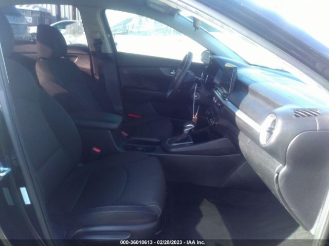 3KPF24AD2KE065942 KIA Forte Lxs