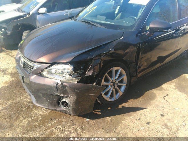 JTHKD5BHXC2095705 Lexus CT 200H