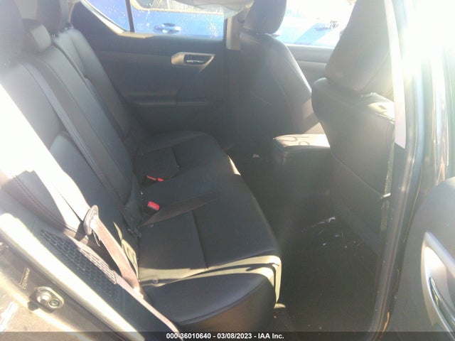 JTHKD5BHXC2095705 Lexus CT 200H