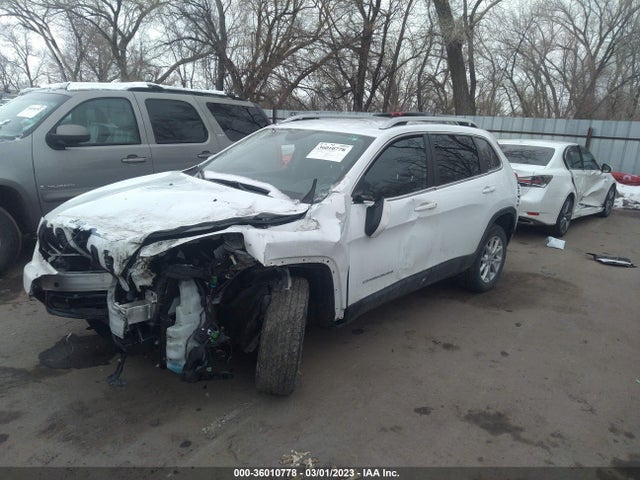 1C4PJLCB0HW508584 Jeep Cherokee Latitude