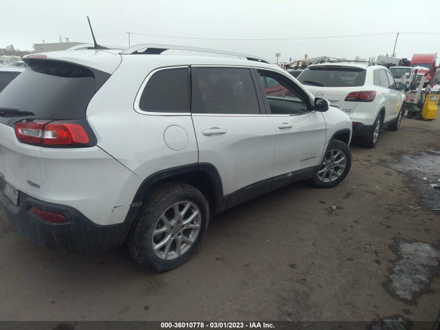 1C4PJLCB0HW508584 Jeep Cherokee Latitude