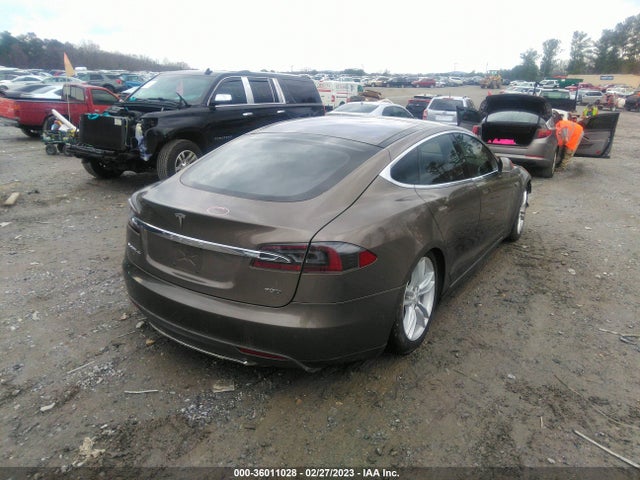 Tesla Model S 85d/70d/90d/p90d 2015 5YJSA1E2XFF119206 Image 4