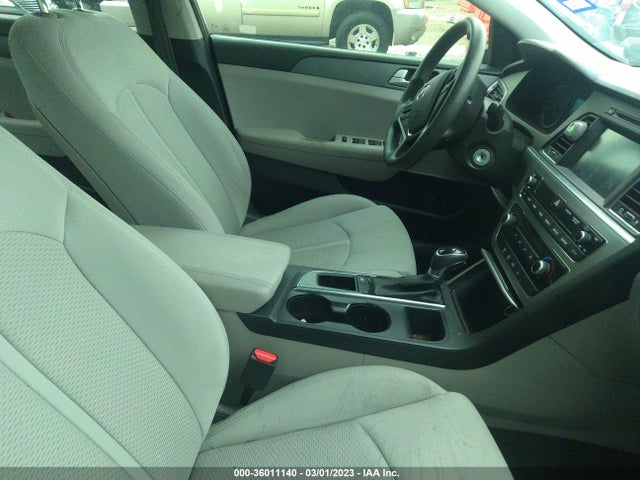 2017 HYUNDAI SONATA SE VIN: 5NPE24AF2HH566282