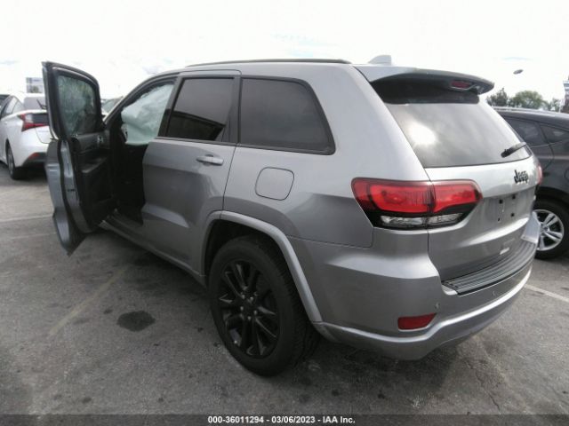 1C4RJEAG2JC471631 Jeep Grand Cherokee Altitude