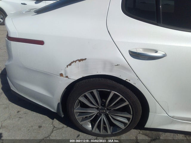 KIA Stinger Base 2019 KNAE15LA2K6050318 Image 4